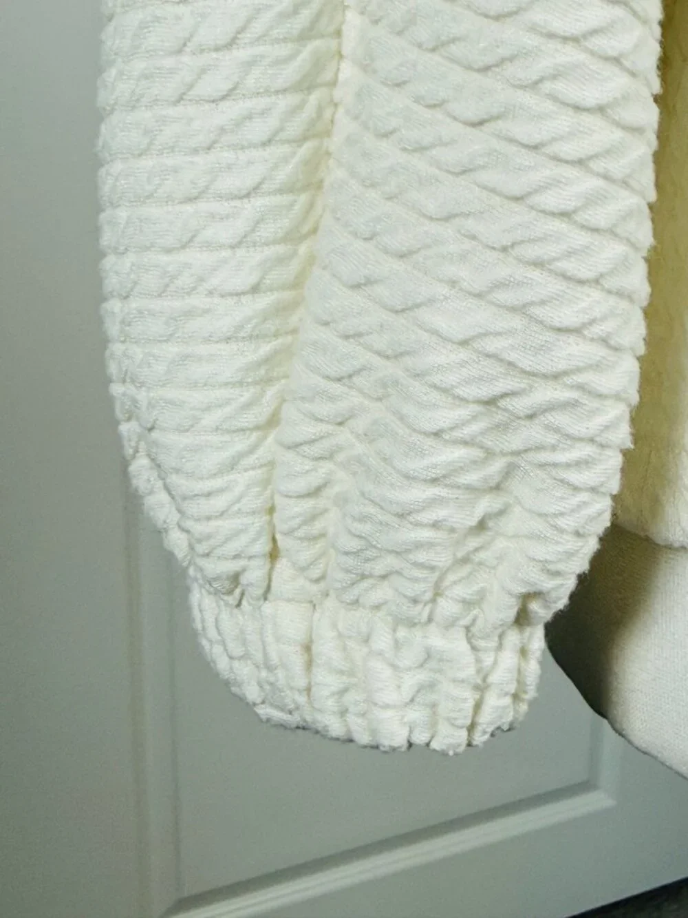 ANTHROPOLOGIE Arya Ivory Textured Top Balloon Puff Sleeves, Size Small